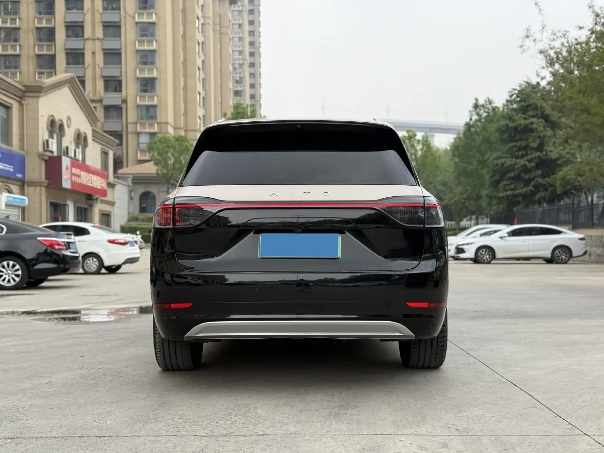 2024 AITO AITO M9 1.5T 152HP L4 REEV 52KWH,autocango,china used car exporter,china ev exporter,chinese used car exporter,chinese used ev exporter