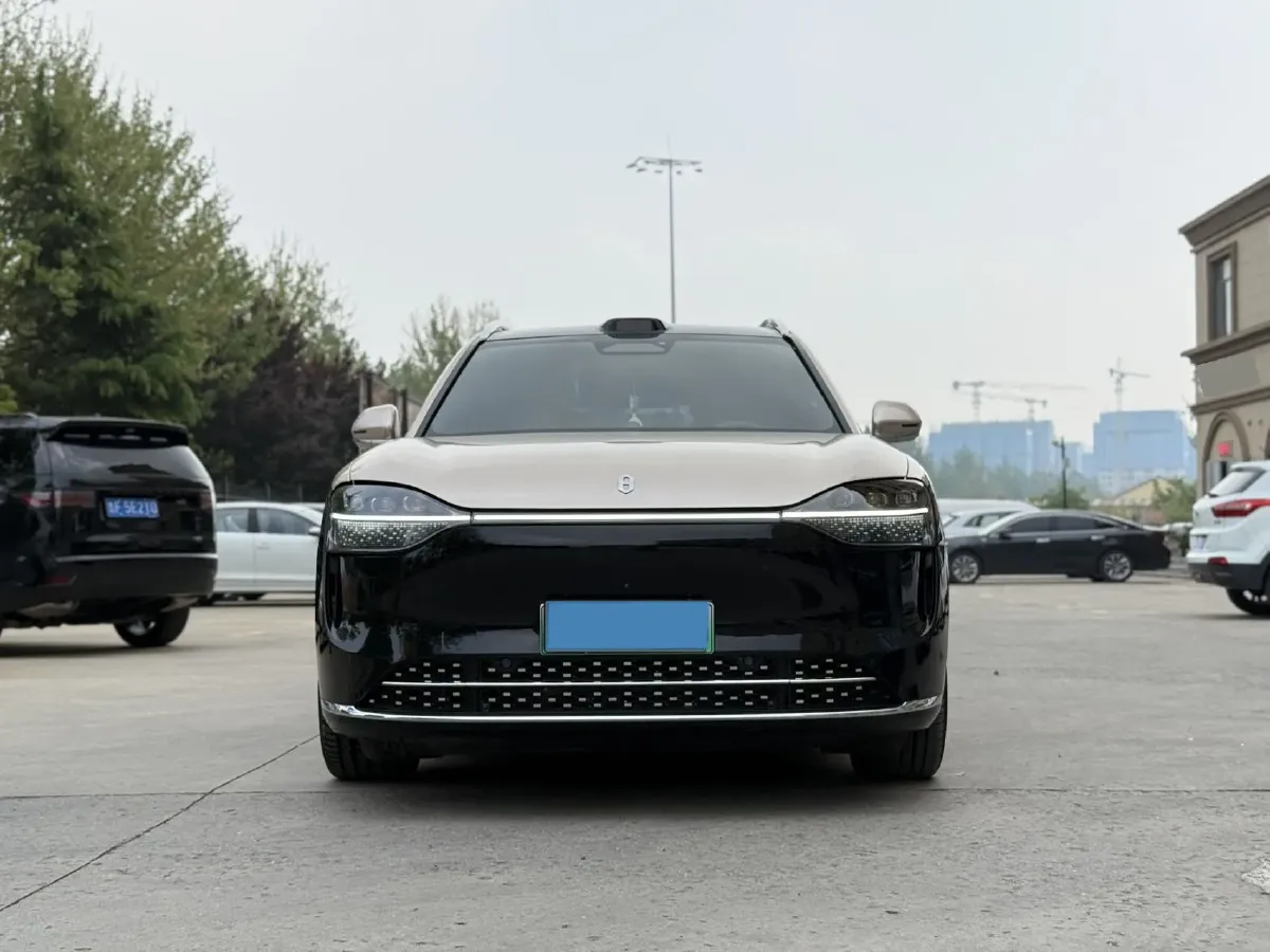 2024 AITO AITO M9 1.5T 152HP L4 REEV 52KWH,autocango,china used car exporter,china ev exporter,chinese used car exporter,chinese used ev exporter