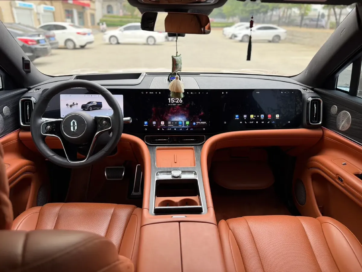 2024 AITO AITO M9 1.5T 152HP L4 REEV 52KWH,autocango,china used car exporter,china ev exporter,chinese used car exporter,chinese used ev exporter