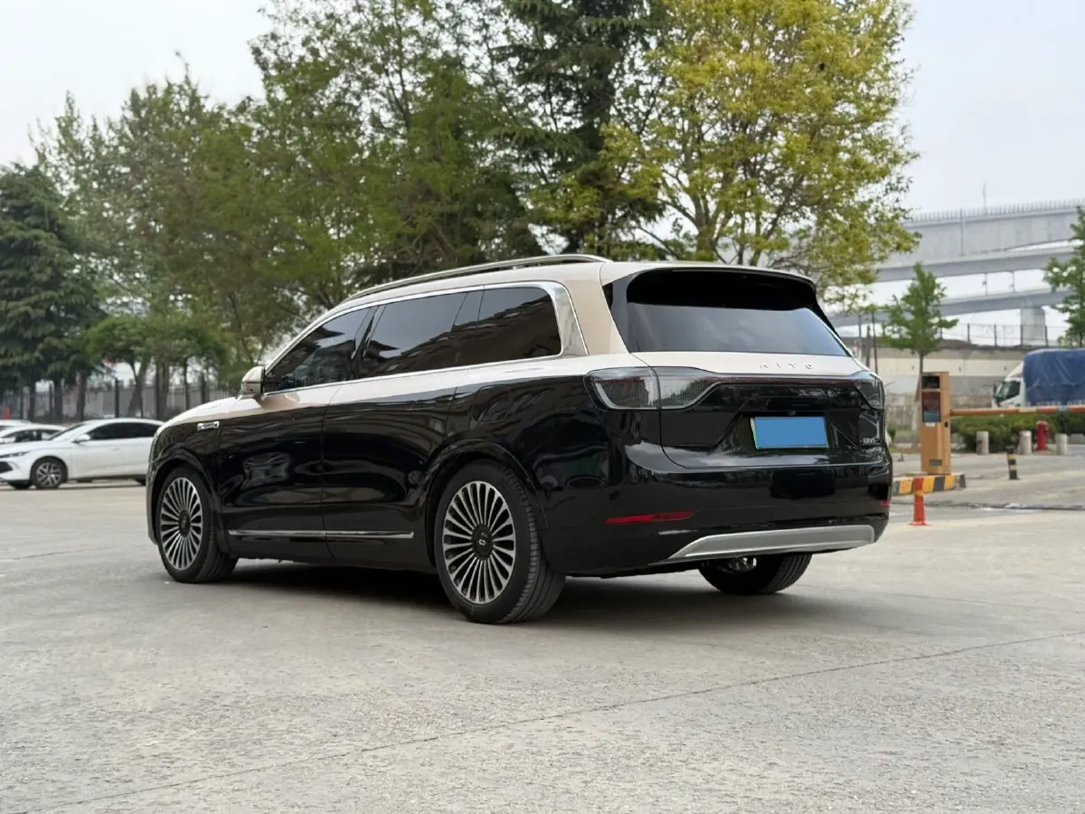 2024 AITO AITO M9 1.5T 152HP L4 REEV 52KWH,autocango,china used car exporter,china ev exporter,chinese used car exporter,chinese used ev exporter