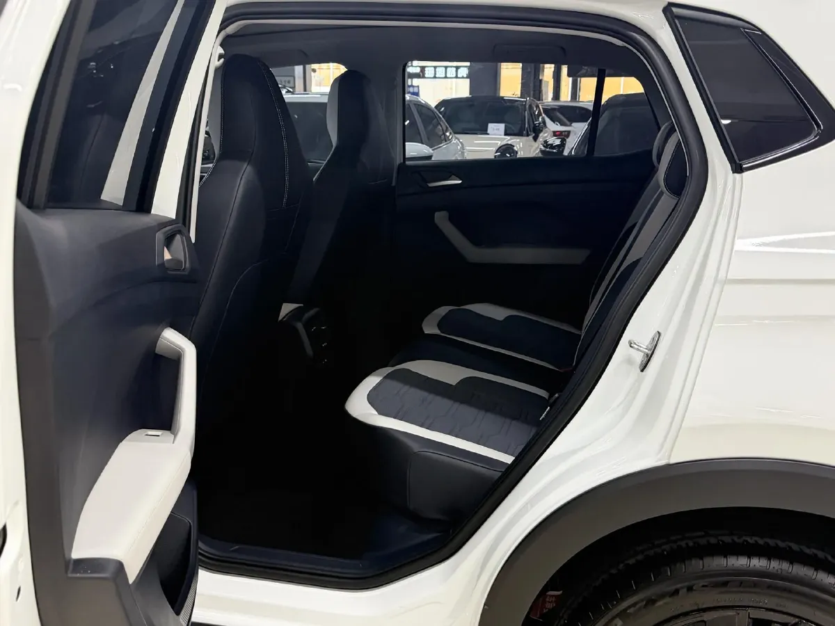 2025 Volkswagen Tharu 1.5L 110HP L4 6AT,autocango,china used car exporter,china ev exporter,chinese used car exporter,chinese used ev exporter