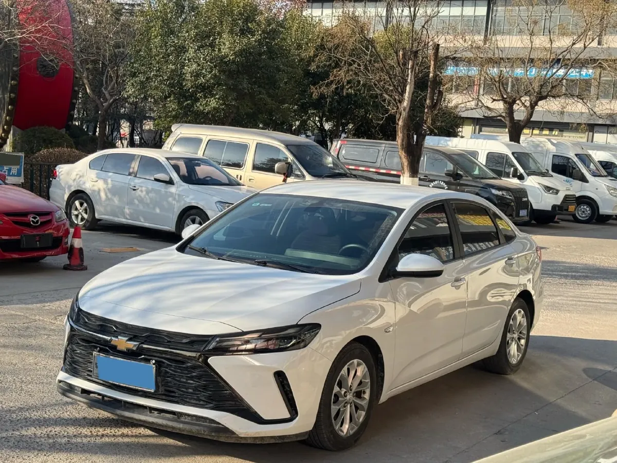 2023 Chevrolet Monza 1.5L 113HP L4 6DCT,autocango,china used car exporter,china ev exporter,chinese used car exporter,chinese used ev exporter