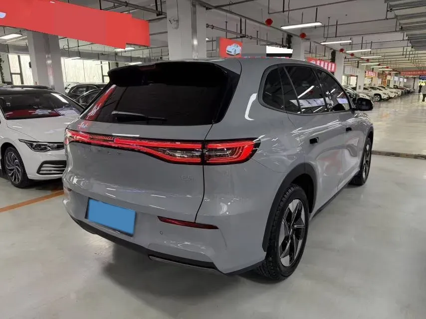 2024 Geely Emgrand L HiP 1.5T 181HP L4 3DHT PHEV 15.5KWH,autocango,china used car exporter,china ev exporter,chinese used car exporter,chinese used ev exporter