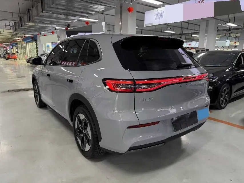 2024 Geely Emgrand L HiP 1.5T 181HP L4 3DHT PHEV 15.5KWH,autocango,china used car exporter,china ev exporter,chinese used car exporter,chinese used ev exporter