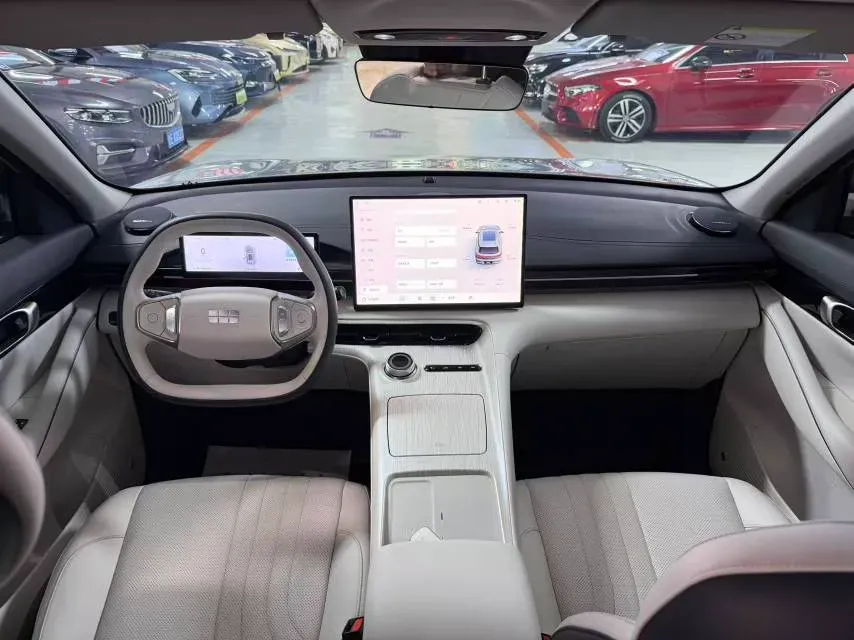 2024 Geely Emgrand L HiP 1.5T 181HP L4 3DHT PHEV 15.5KWH,autocango,china used car exporter,china ev exporter,chinese used car exporter,chinese used ev exporter