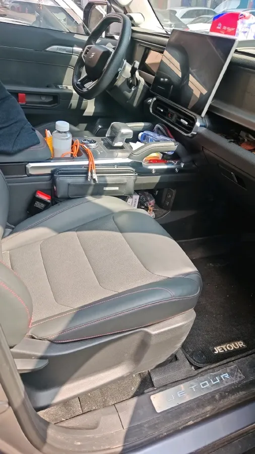 2023 Jetour Traveller 2.0T 254HP L4 7DCT,autocango,china used car exporter,china ev exporter,chinese used car exporter,chinese used ev exporter