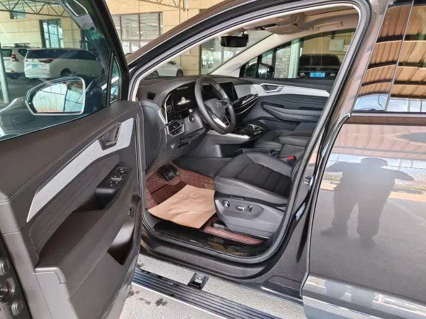 2023 Volkswagen Talagon 2.0T 220HP L4 7DCT,autocango,china used car exporter,china ev exporter,chinese used car exporter,chinese used ev exporter