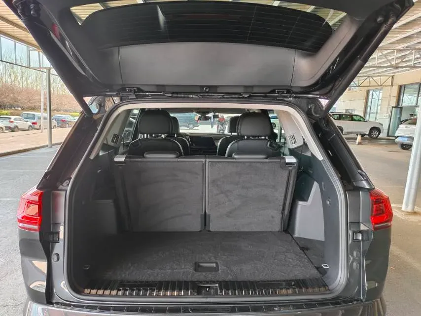 2023 Volkswagen Talagon 2.0T 220HP L4 7DCT,autocango,china used car exporter,china ev exporter,chinese used car exporter,chinese used ev exporter