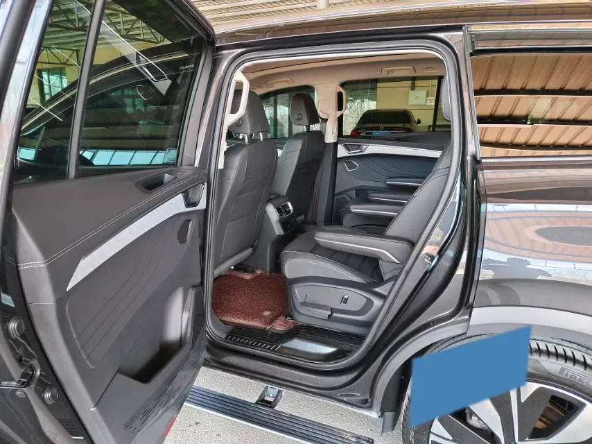 2023 Volkswagen Talagon 2.0T 220HP L4 7DCT,autocango,china used car exporter,china ev exporter,chinese used car exporter,chinese used ev exporter