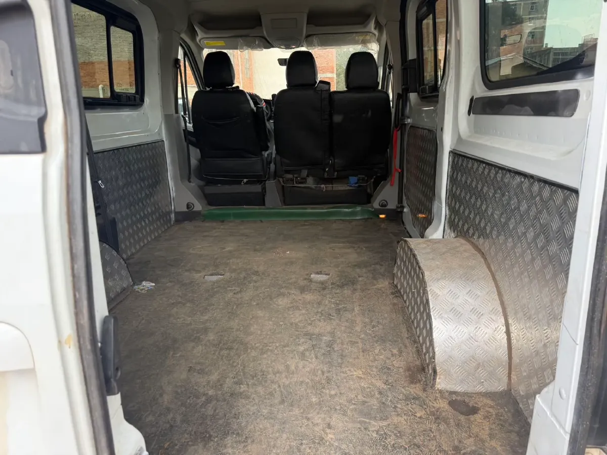 2019 MAXUS XinTu V90 2.0T 148HP L4 6MT,autocango,china used car exporter,china ev exporter,chinese used car exporter,chinese used ev exporter