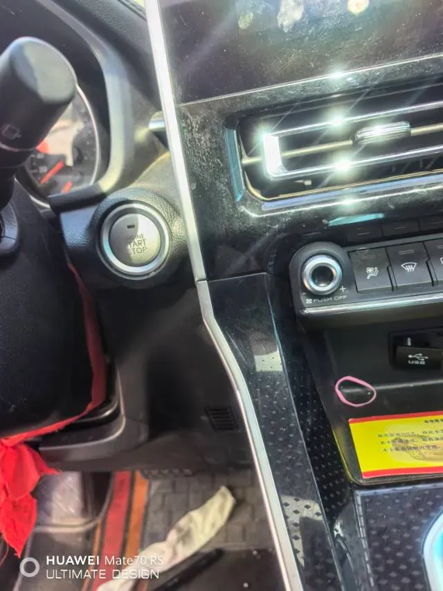 2023 Haval M6 1.5T 150HP L4 7DCT,autocango,china used car exporter,china ev exporter,chinese used car exporter,chinese used ev exporter