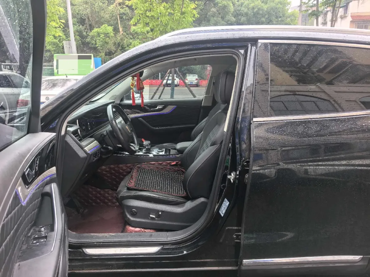 2022 HongQi HS5 2.0T 224HP L4 6AT,autocango,china used car exporter,china ev exporter,chinese used car exporter,chinese used ev exporter