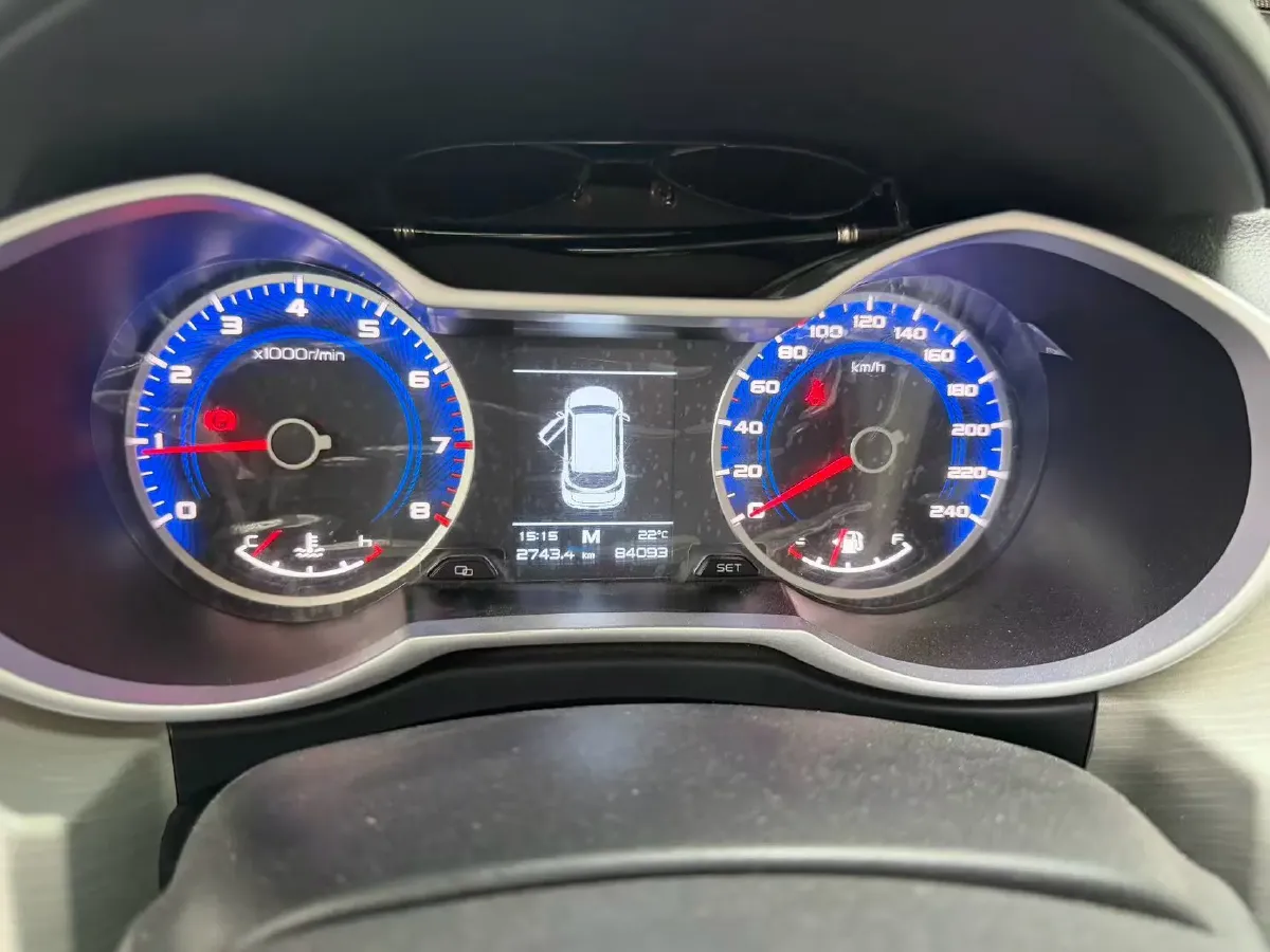 2021 Geely Azkarra 1.8T 163HP L4 6MT,autocango,china used car exporter,china ev exporter,chinese used car exporter,chinese used ev exporter