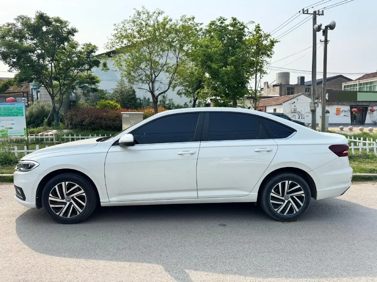2022 Volkswagen Sagitar 1.2T 116HP L4 7DCT,autocango,china used car exporter,china ev exporter,chinese used car exporter,chinese used ev exporter