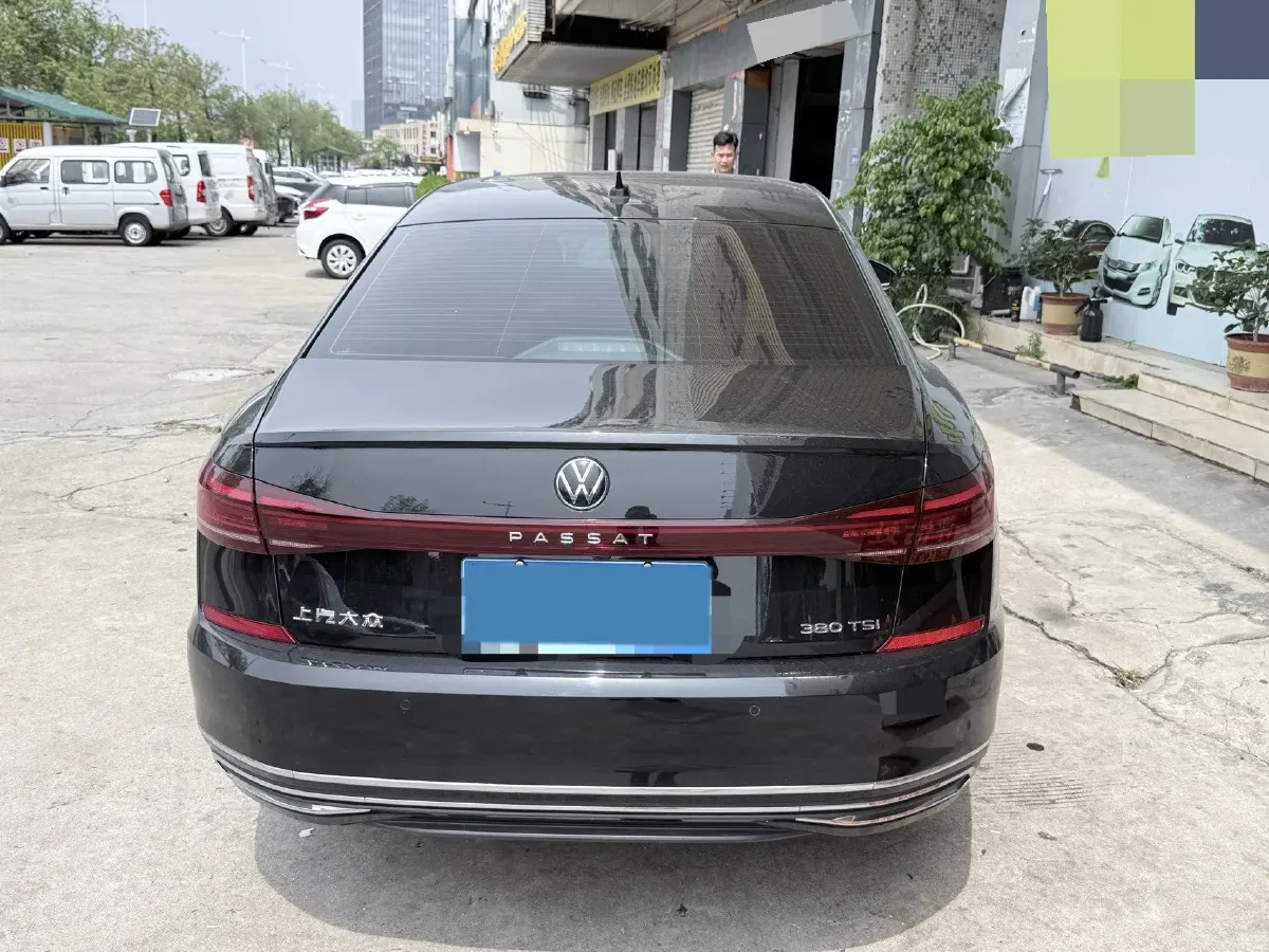 2025 Volkswagen Passat 2.0T 220HP L4 7DCT,autocango,china used car exporter,china ev exporter,chinese used car exporter,chinese used ev exporter