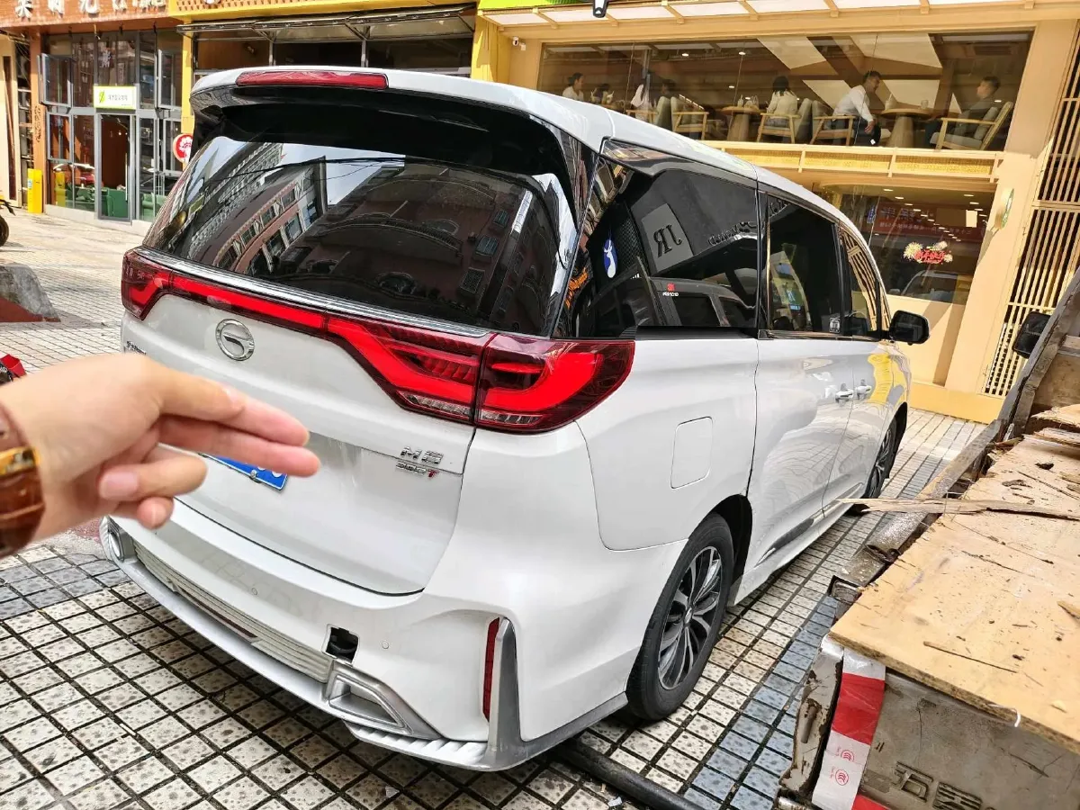 2021 GAC Trumpchi M8 2.0T 252HP L4 8AT,autocango,china used car exporter,china ev exporter,chinese used car exporter,chinese used ev exporter