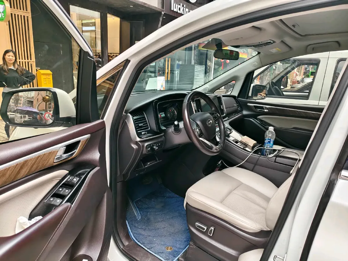 2021 GAC Trumpchi M8 2.0T 252HP L4 8AT,autocango,china used car exporter,china ev exporter,chinese used car exporter,chinese used ev exporter