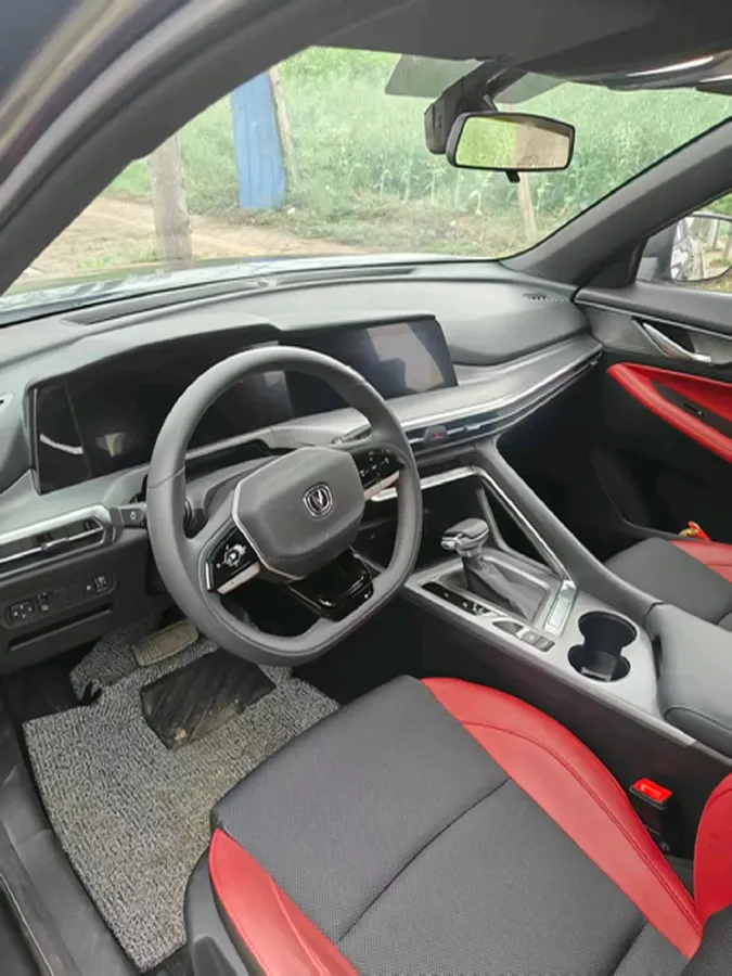 2023 ChangAn CS35 Plus 1.4T 160HP L4 7DCT,autocango,china used car exporter,china ev exporter,chinese used car exporter,chinese used ev exporter