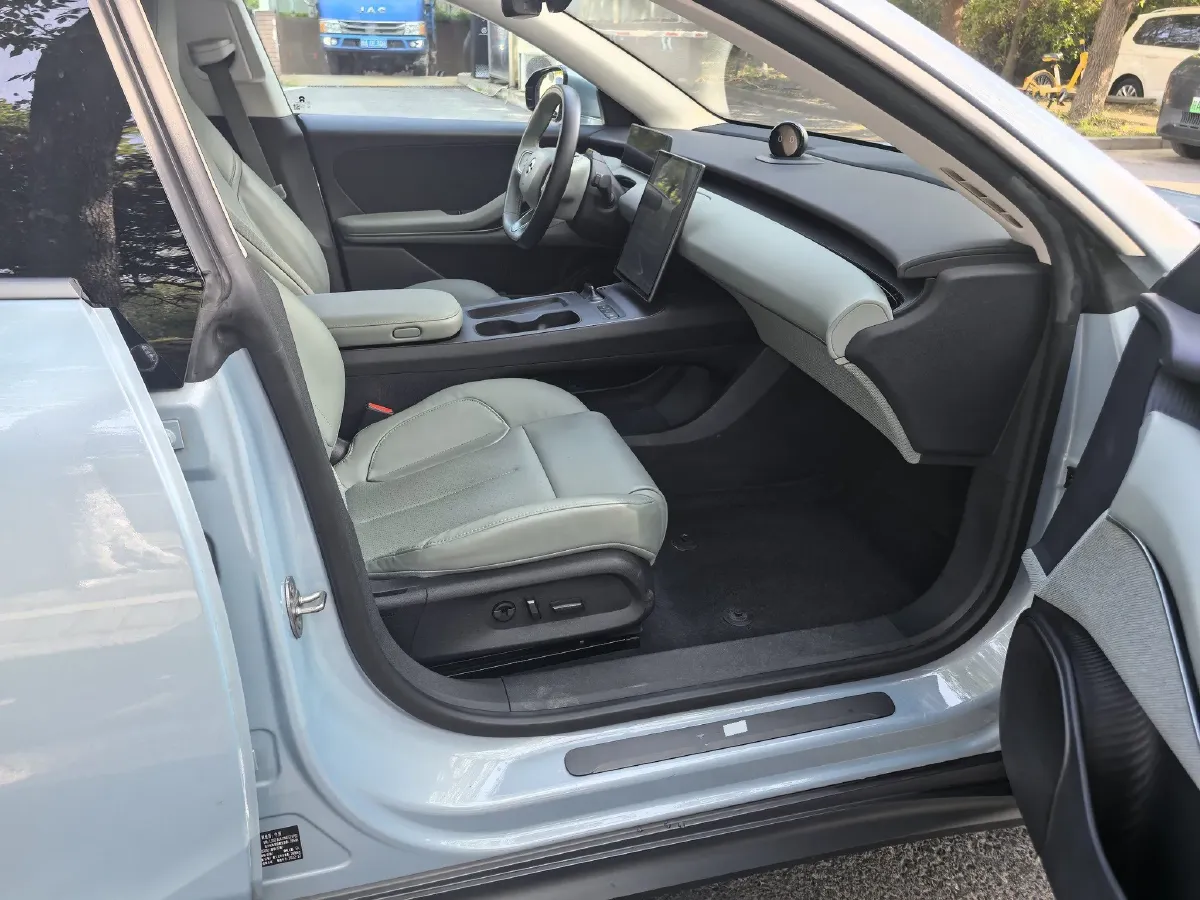 2022 JunTian HeiWuShi Youth 2.0T 203HP L4 6AT,autocango,china used car exporter,china ev exporter,chinese used car exporter,chinese used ev exporter