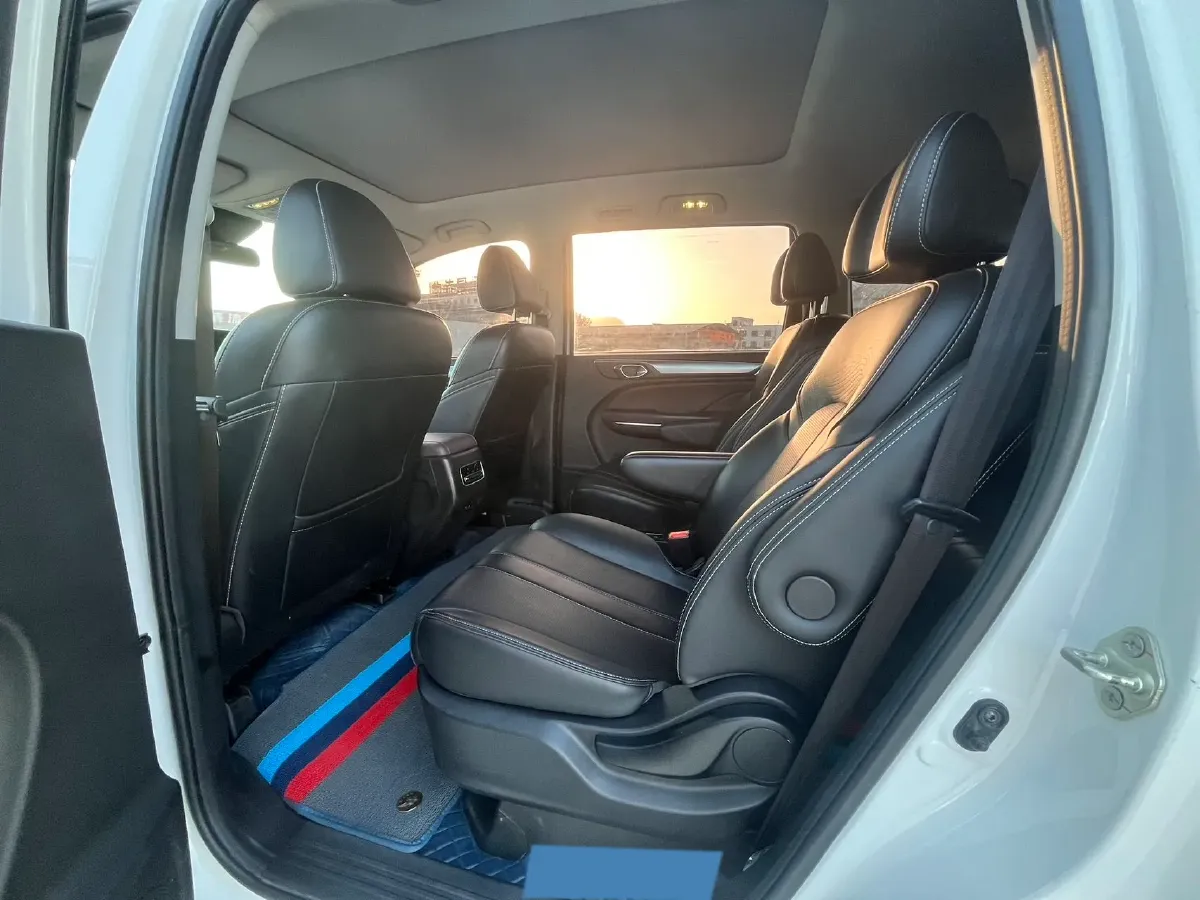 2023 GAC Trumpchi M6 1.5T 177HP L4 7DCT,autocango,china used car exporter,china ev exporter,chinese used car exporter,chinese used ev exporter