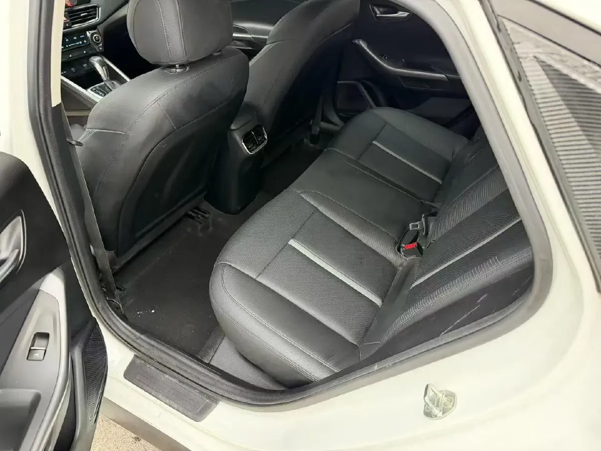 2019 Hyundai La Festa 1.6T 190HP L4 7DCT,autocango,china used car exporter,china ev exporter,chinese used car exporter,chinese used ev exporter