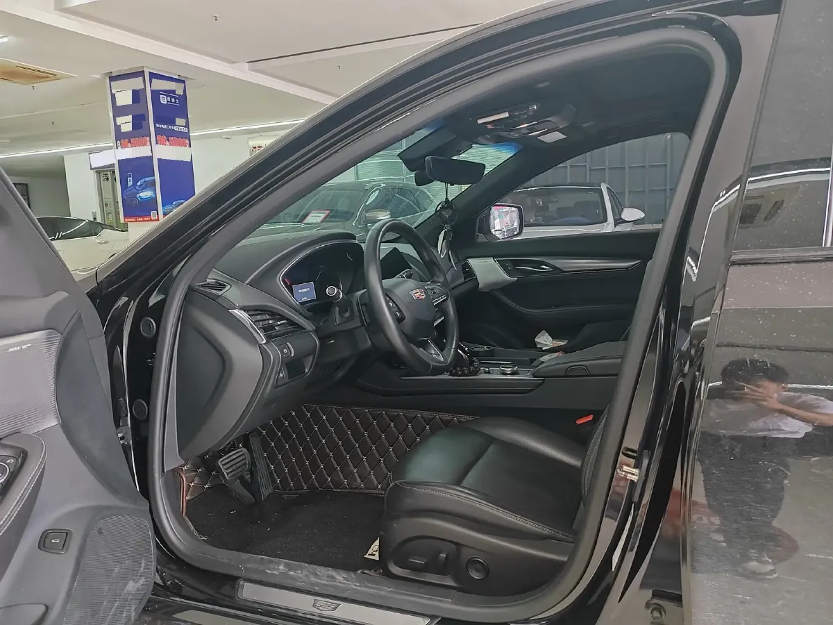 2020 Cadillac CT5 2.0T 237HP L4 10AT,autocango,china used car exporter,china ev exporter,chinese used car exporter,chinese used ev exporter