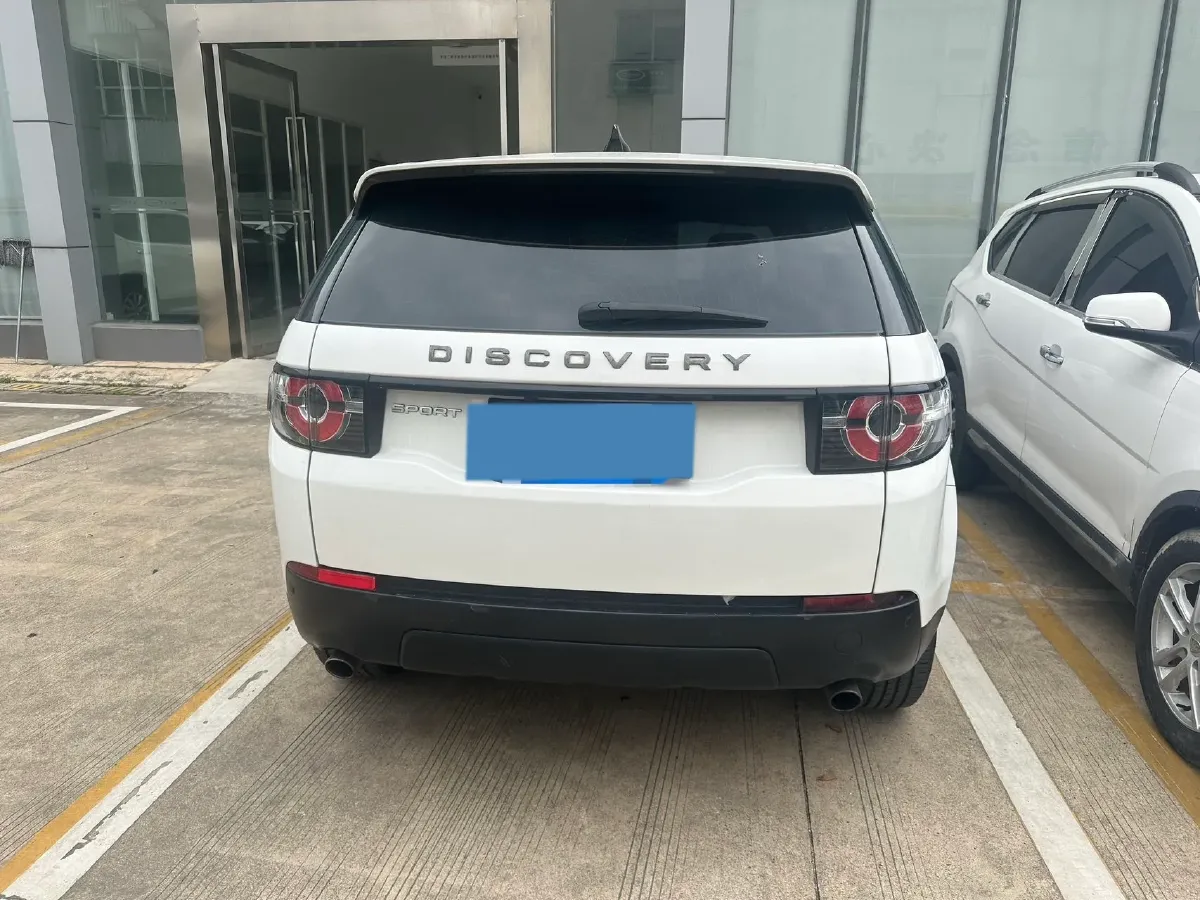2018 Land Rover Discovery Sport 2.0T 200HP L4 9AT,autocango,china used car exporter,china ev exporter,chinese used car exporter,chinese used ev exporter