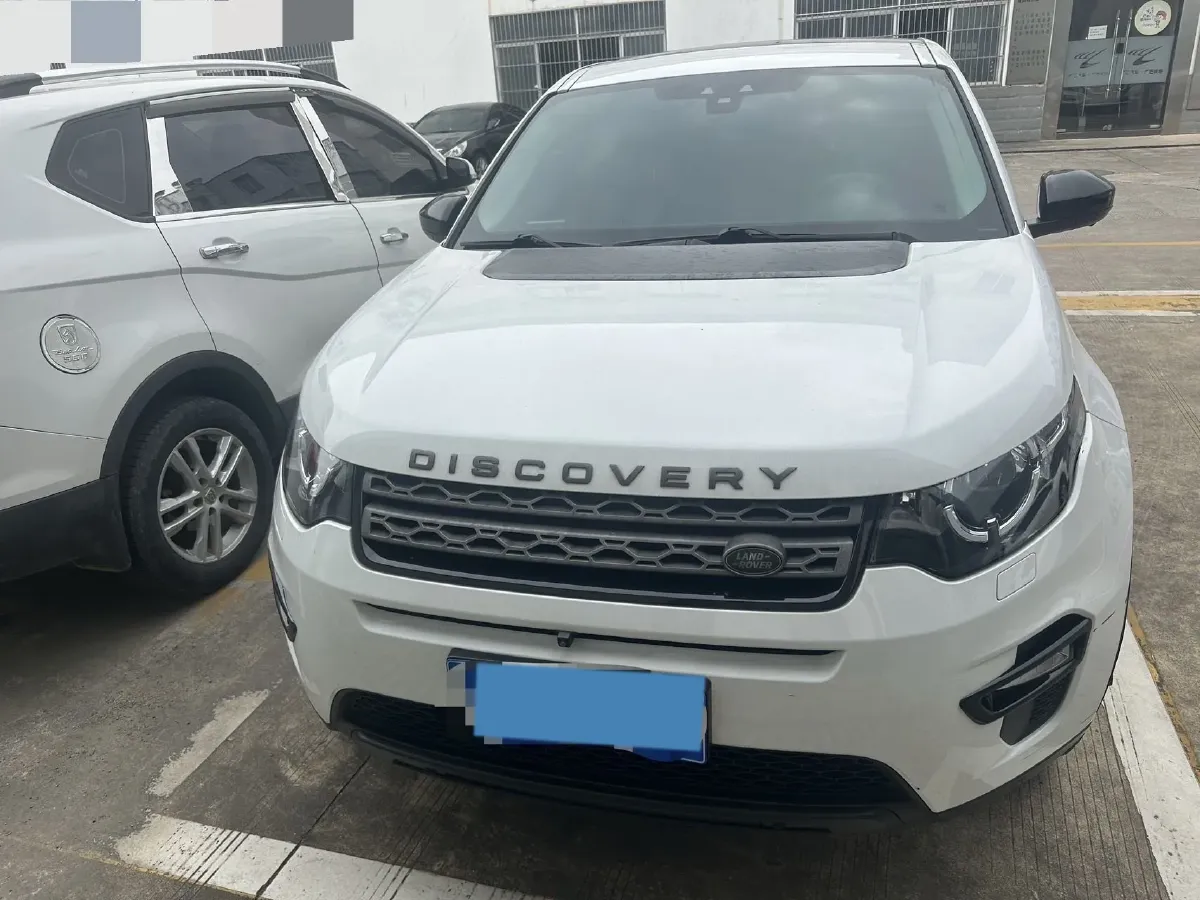 2018 Land Rover Discovery Sport 2.0T 200HP L4 9AT,autocango,china used car exporter,china ev exporter,chinese used car exporter,chinese used ev exporter
