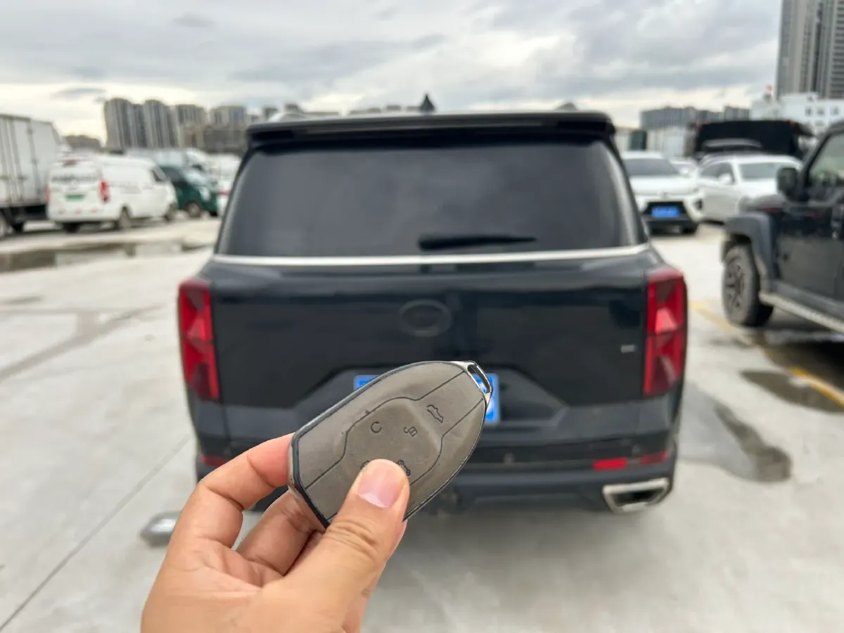 2022 GAC Trumpchi GS8 2.0T 252HP L4 8AT,autocango,china used car exporter,china ev exporter,chinese used car exporter,chinese used ev exporter