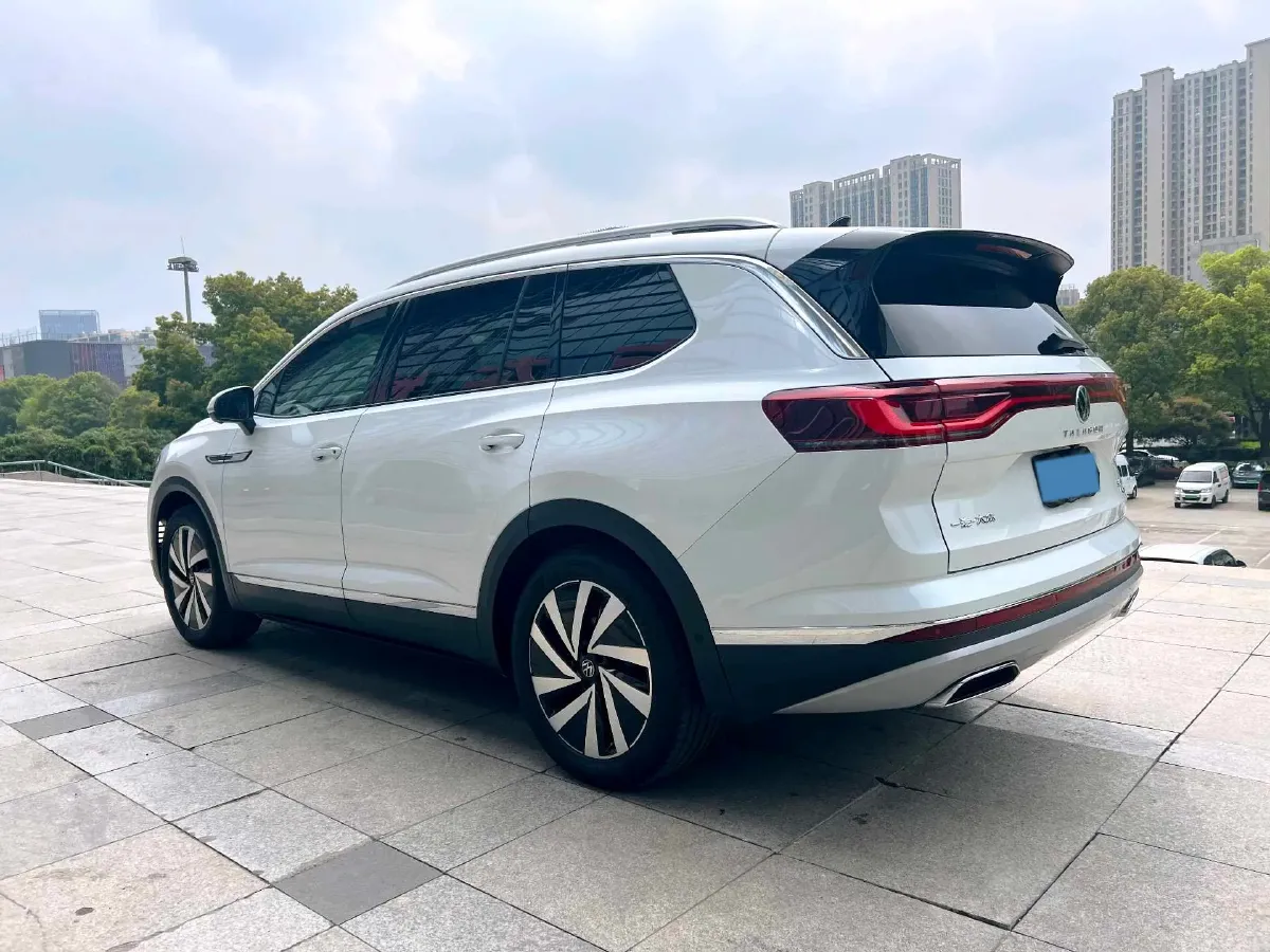 2021 Volkswagen Talagon 2.0T 220HP L4 7DCT,autocango,china used car exporter,china ev exporter,chinese used car exporter,chinese used ev exporter