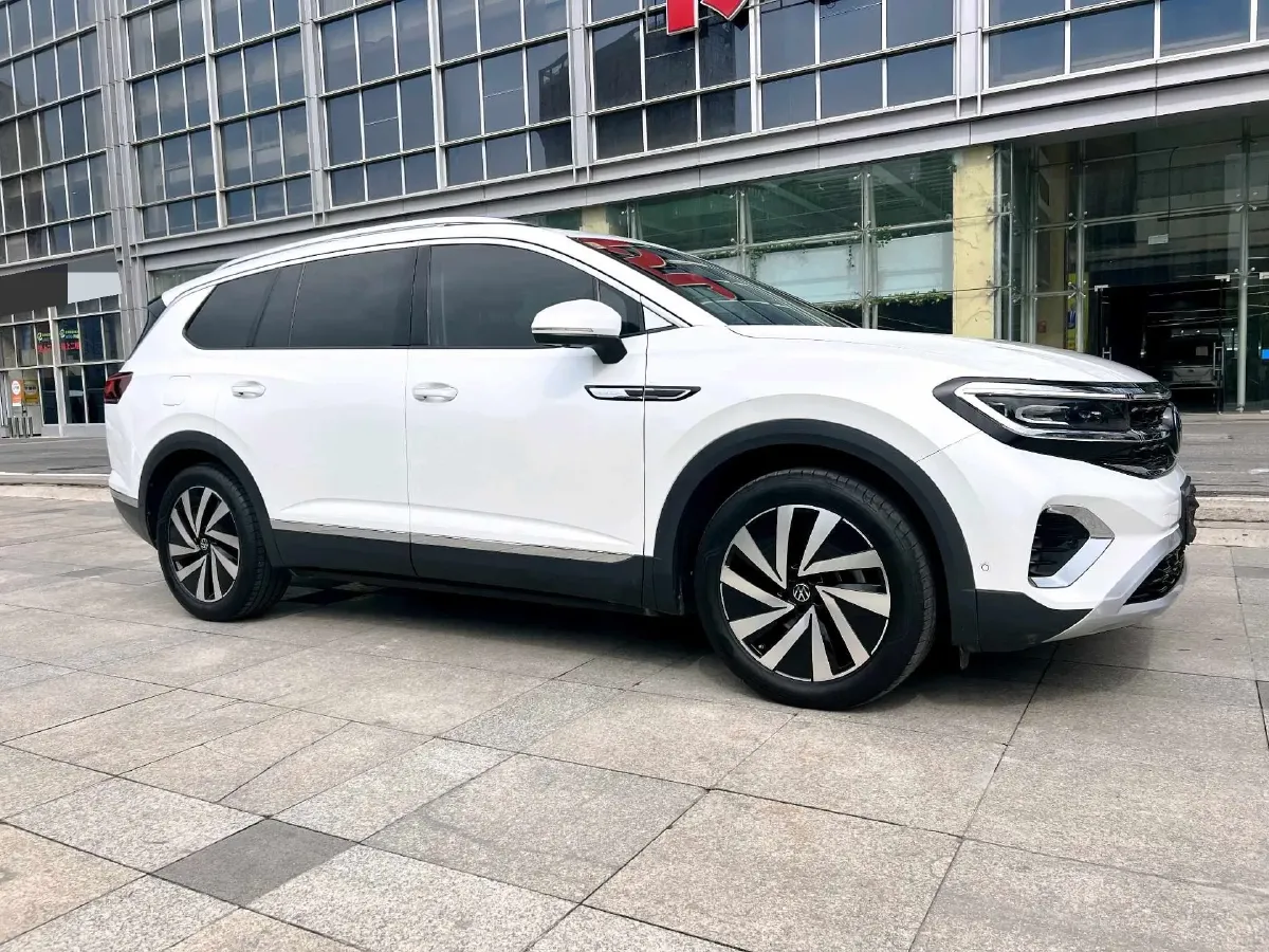 2021 Volkswagen Talagon 2.0T 220HP L4 7DCT,autocango,china used car exporter,china ev exporter,chinese used car exporter,chinese used ev exporter