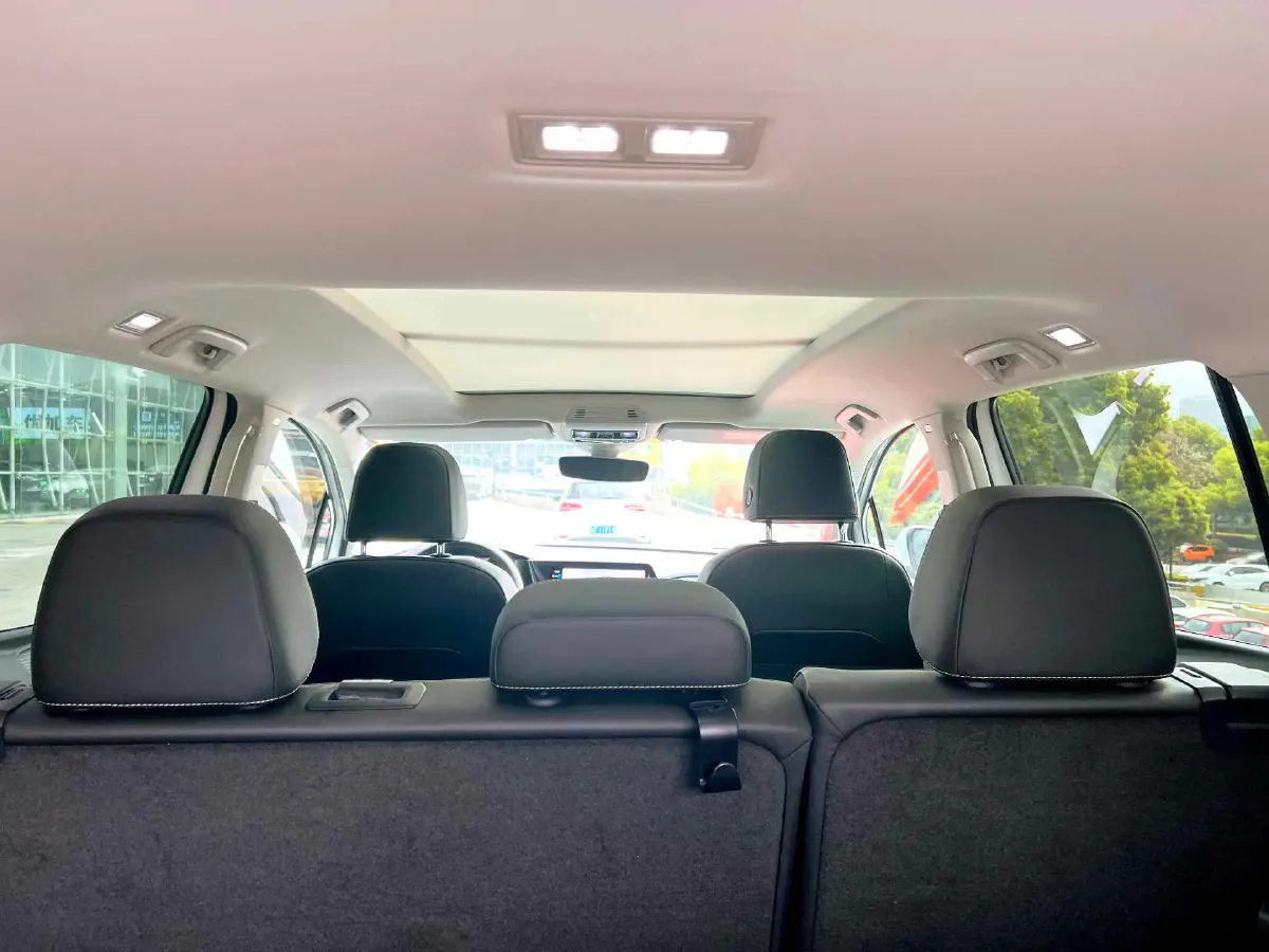 2021 Volkswagen Talagon 2.0T 220HP L4 7DCT,autocango,china used car exporter,china ev exporter,chinese used car exporter,chinese used ev exporter