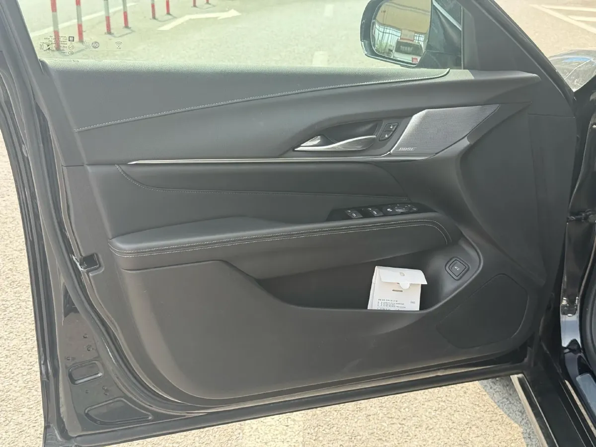 2022 Cadillac CT4 2.0T 237HP L4 8AT,autocango,china used car exporter,china ev exporter,chinese used car exporter,chinese used ev exporter