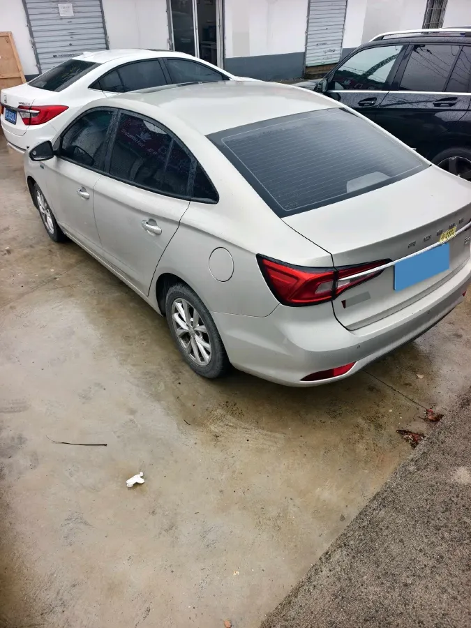 2019 Roewe i5 1.5L 120HP L4 CVT,autocango,china used car exporter,china ev exporter,chinese used car exporter,chinese used ev exporter