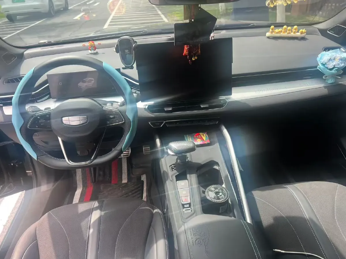 2025 Geely Preface 2.0T 238HP L4 8AT,autocango,china used car exporter,china ev exporter,chinese used car exporter,chinese used ev exporter