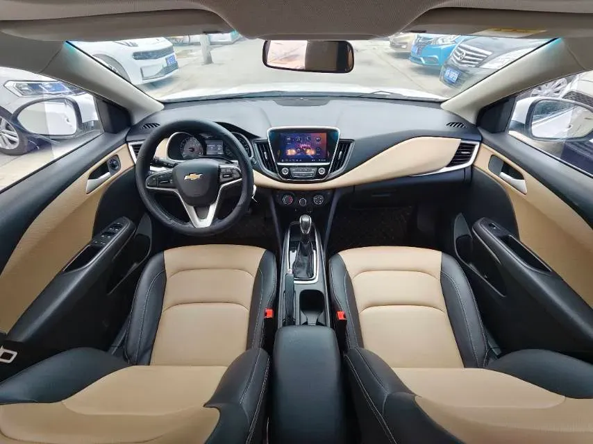 2022 Chevrolet Monza 1.5L 113HP L4 6AT,autocango,china used car exporter,china ev exporter,chinese used car exporter,chinese used ev exporter