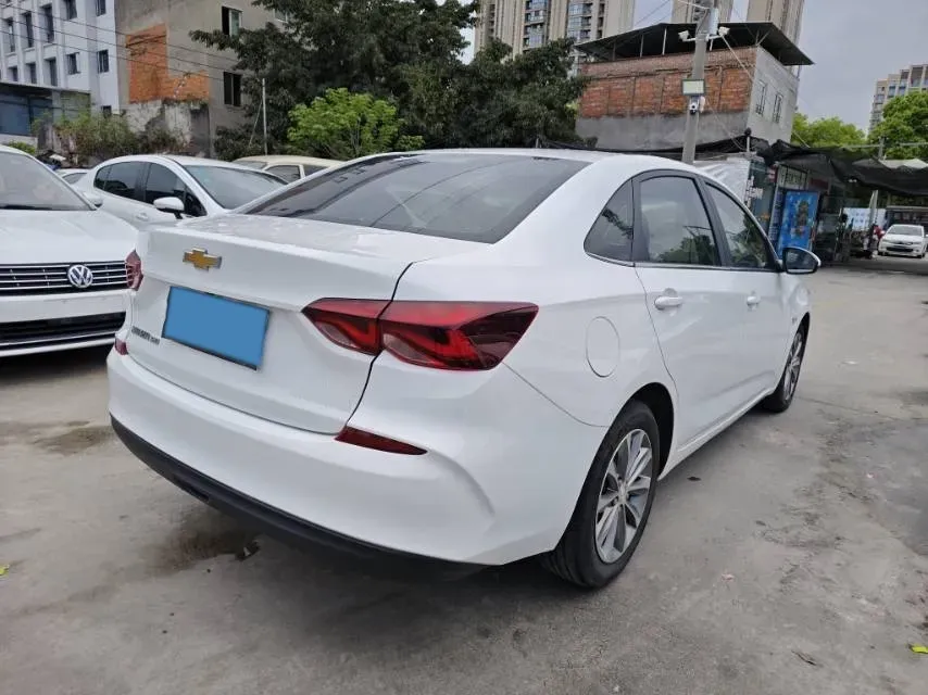 2022 Chevrolet Monza 1.5L 113HP L4 6AT,autocango,china used car exporter,china ev exporter,chinese used car exporter,chinese used ev exporter