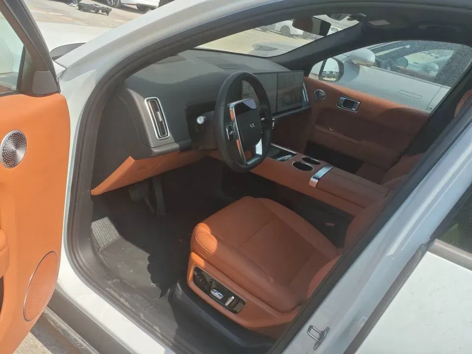 2025 Li L9 Range Extended 154HP REEV,autocango,china used car exporter,china ev exporter,chinese used car exporter,chinese used ev exporter