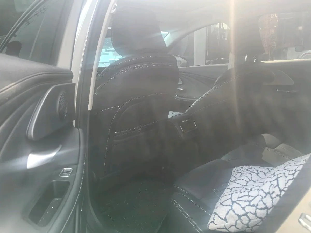 2024 Chery Arrizo 8 1.6T 197HP L4 7DCT,autocango,china used car exporter,china ev exporter,chinese used car exporter,chinese used ev exporter