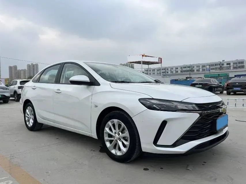 2024 Chevrolet Monza 1.5L 113HP L4 6DCT,autocango,china used car exporter,china ev exporter,chinese used car exporter,chinese used ev exporter