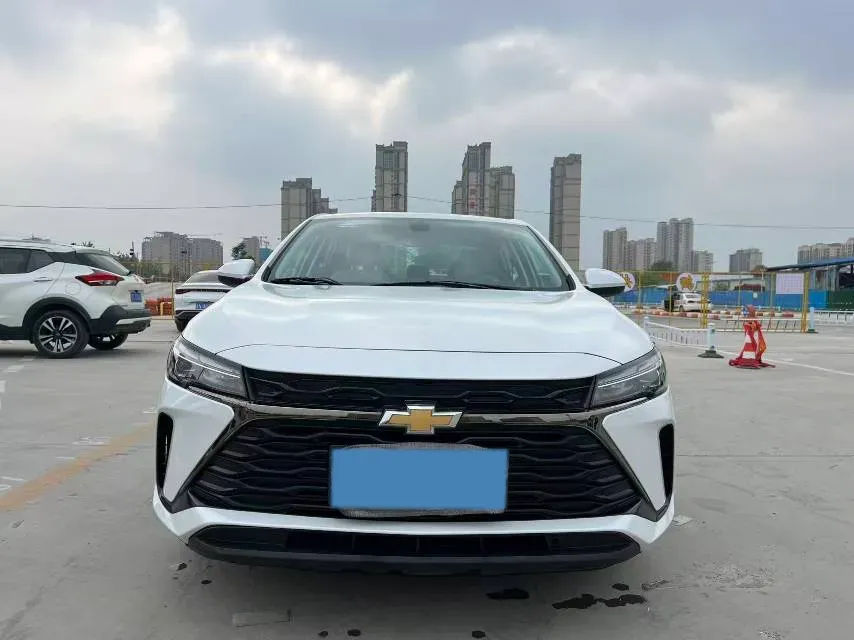 2024 Chevrolet Monza 1.5L 113HP L4 6DCT,autocango,china used car exporter,china ev exporter,chinese used car exporter,chinese used ev exporter