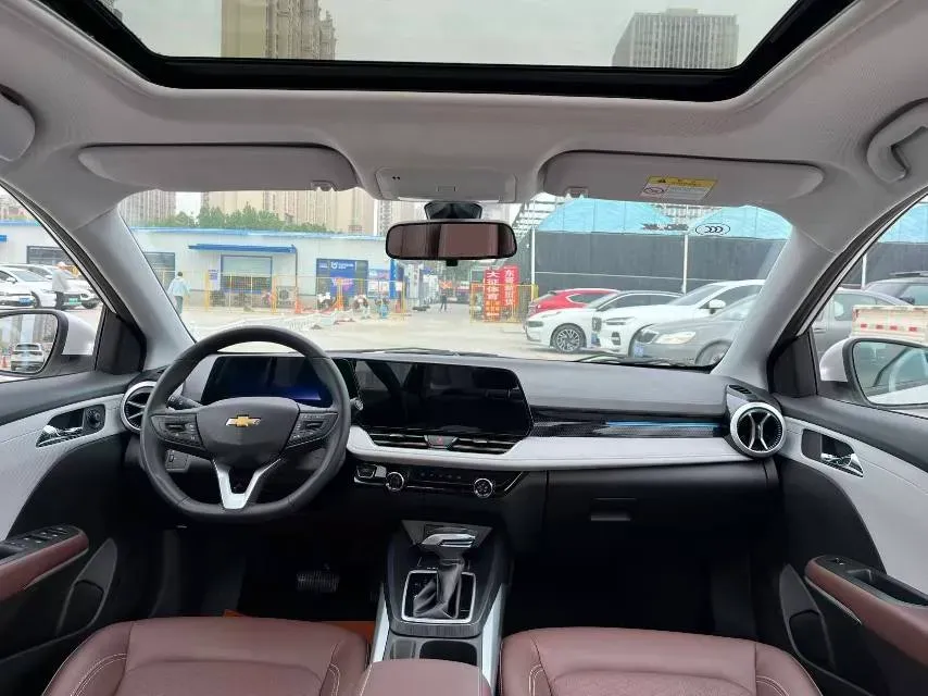 2024 Chevrolet Monza 1.5L 113HP L4 6DCT,autocango,china used car exporter,china ev exporter,chinese used car exporter,chinese used ev exporter