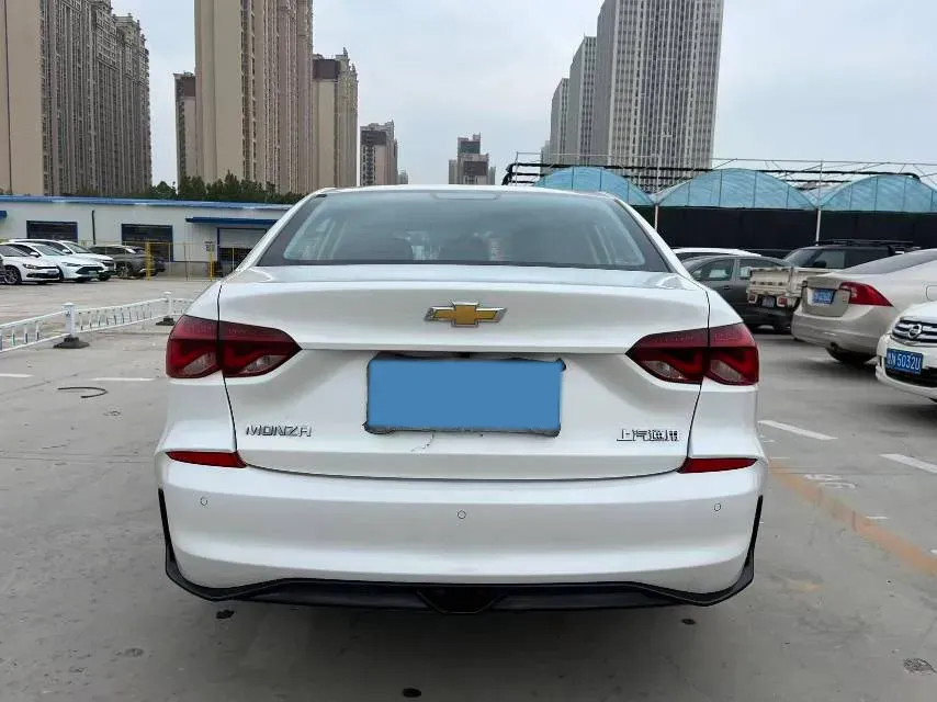 2024 Chevrolet Monza 1.5L 113HP L4 6DCT,autocango,china used car exporter,china ev exporter,chinese used car exporter,chinese used ev exporter