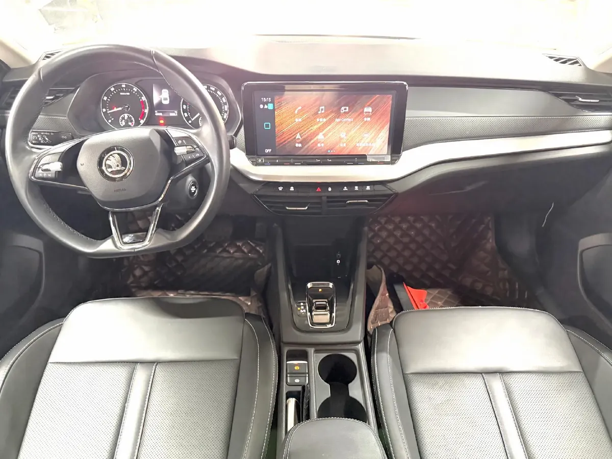 2022 Skoda Octavia 1.4T 150HP L4 7DCT,autocango,china used car exporter,china ev exporter,chinese used car exporter,chinese used ev exporter