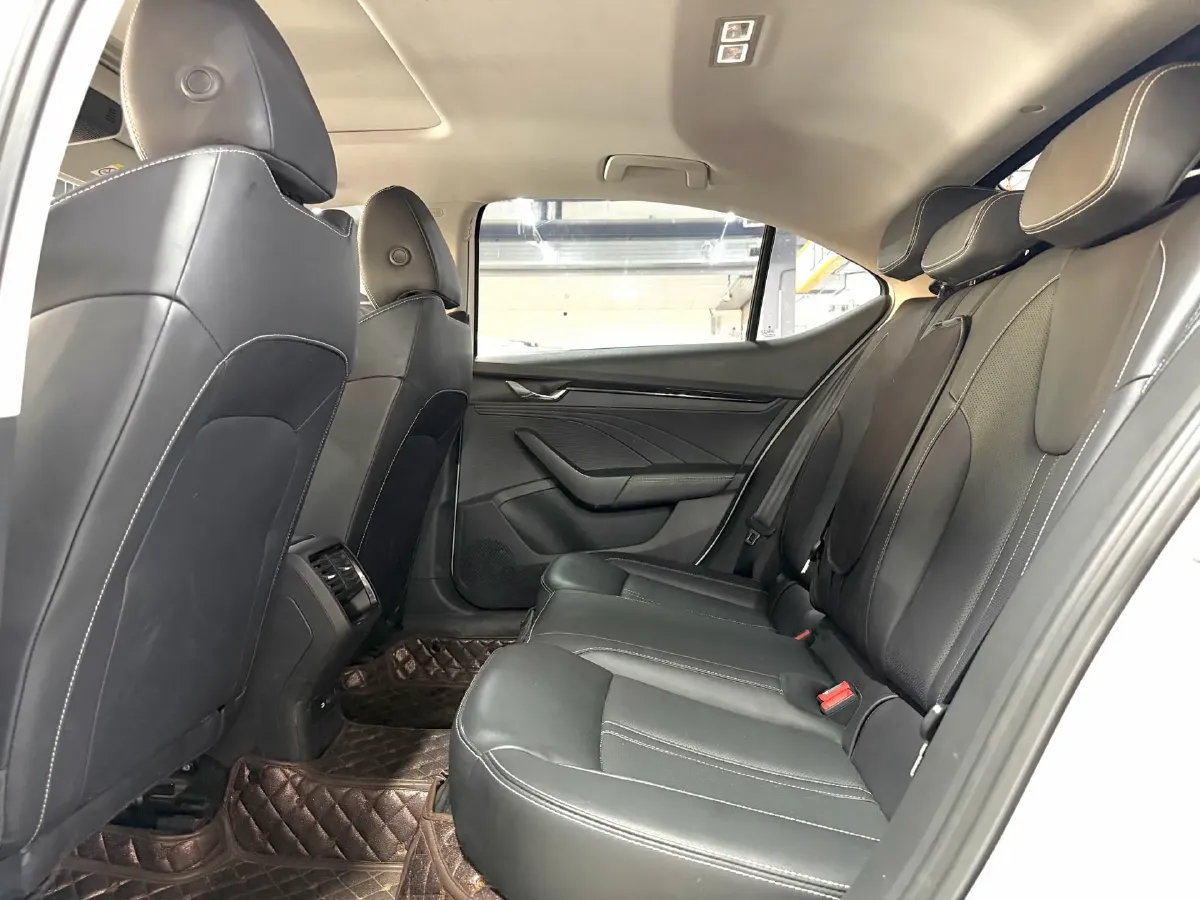 2022 Skoda Octavia 1.4T 150HP L4 7DCT,autocango,china used car exporter,china ev exporter,chinese used car exporter,chinese used ev exporter