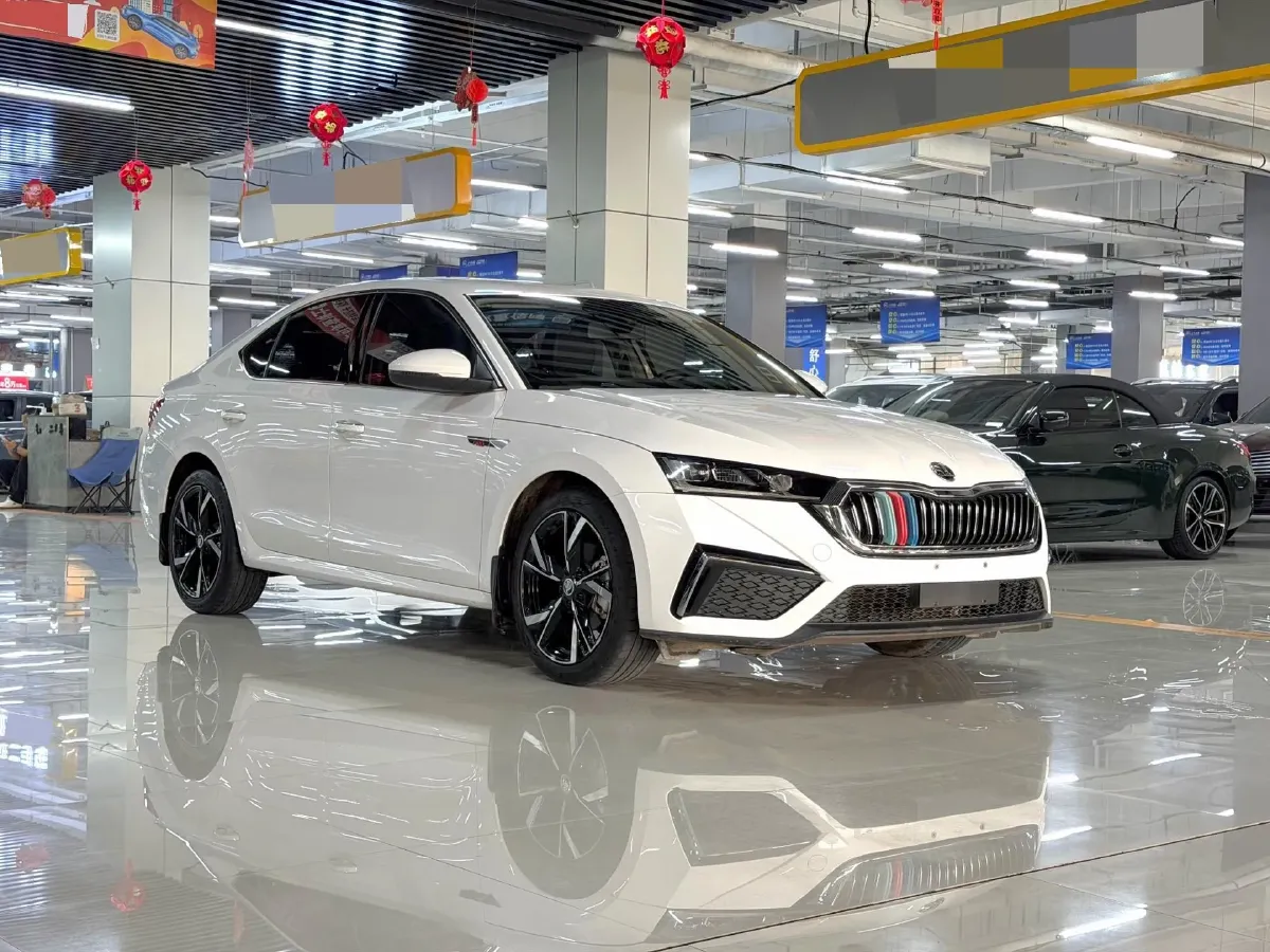2022 Skoda Octavia 1.4T 150HP L4 7DCT,autocango,china used car exporter,china ev exporter,chinese used car exporter,chinese used ev exporter