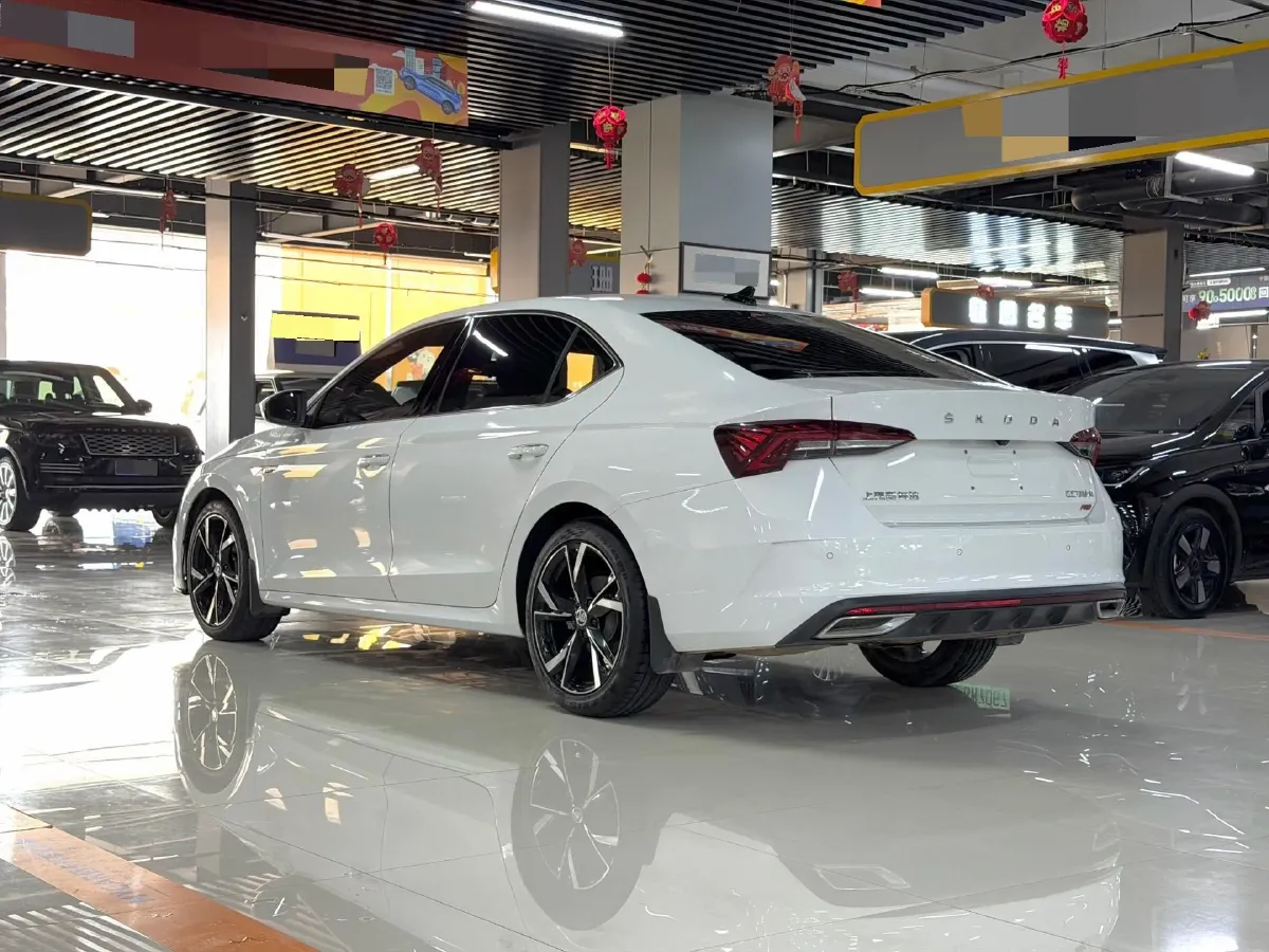 2022 Skoda Octavia 1.4T 150HP L4 7DCT,autocango,china used car exporter,china ev exporter,chinese used car exporter,chinese used ev exporter