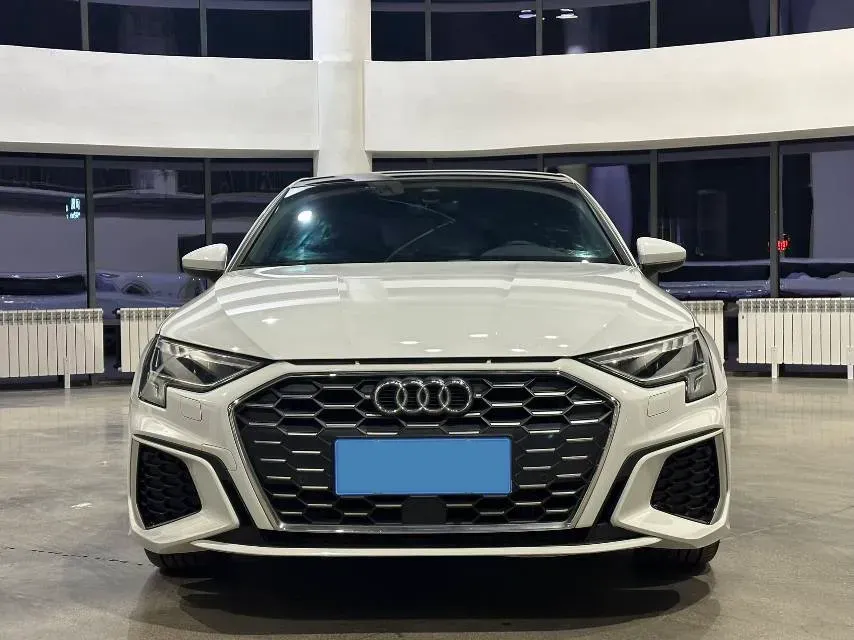 2022 Audi A3 1.4T 150HP L4 7DCT,autocango,china used car exporter,china ev exporter,chinese used car exporter,chinese used ev exporter