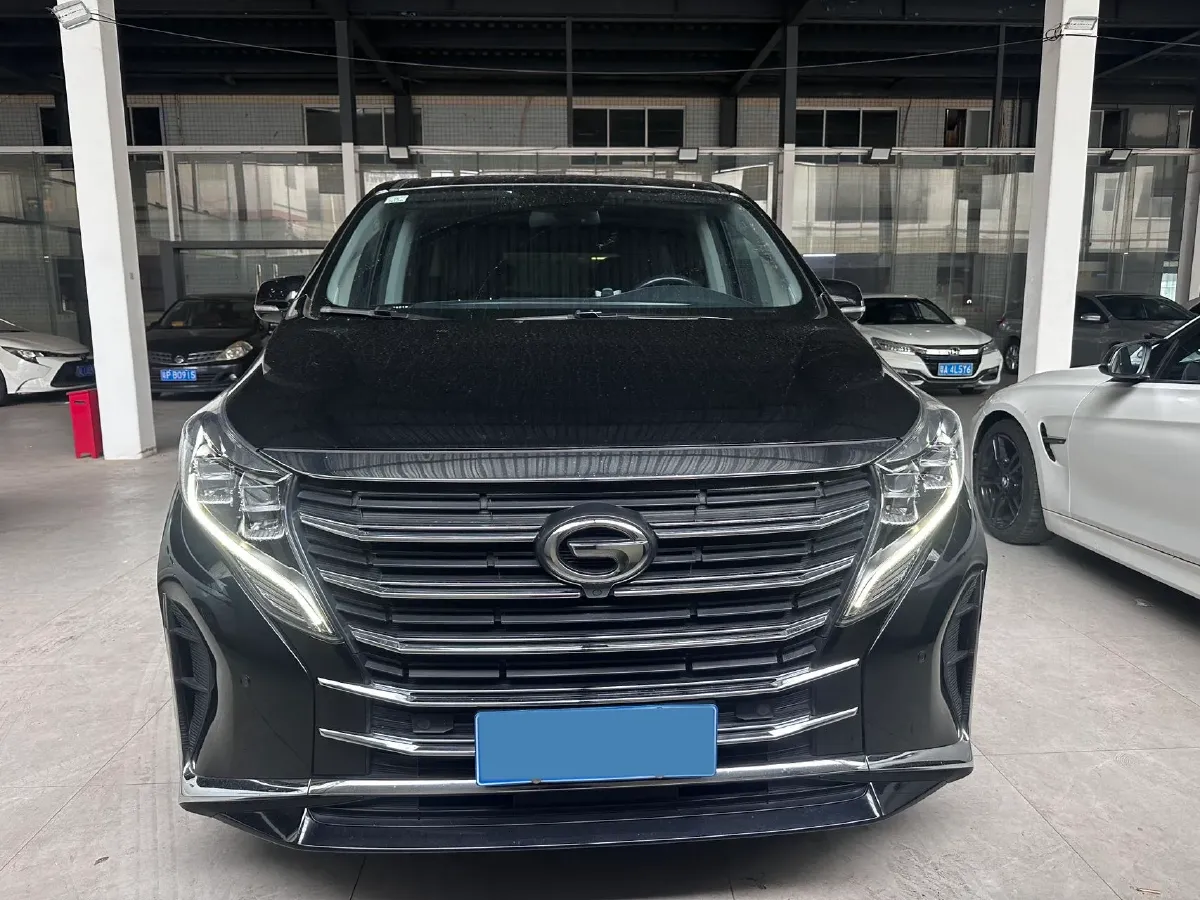 2021 GAC Trumpchi M8 2.0T 252HP L4 8AT,autocango,china used car exporter,china ev exporter,chinese used car exporter,chinese used ev exporter