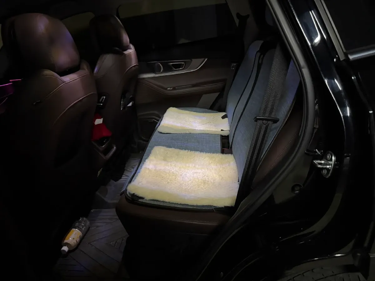 2024 Chery Tiggo 8 PRO 1.6T 197HP L4 7DCT,autocango,china used car exporter,china ev exporter,chinese used car exporter,chinese used ev exporter